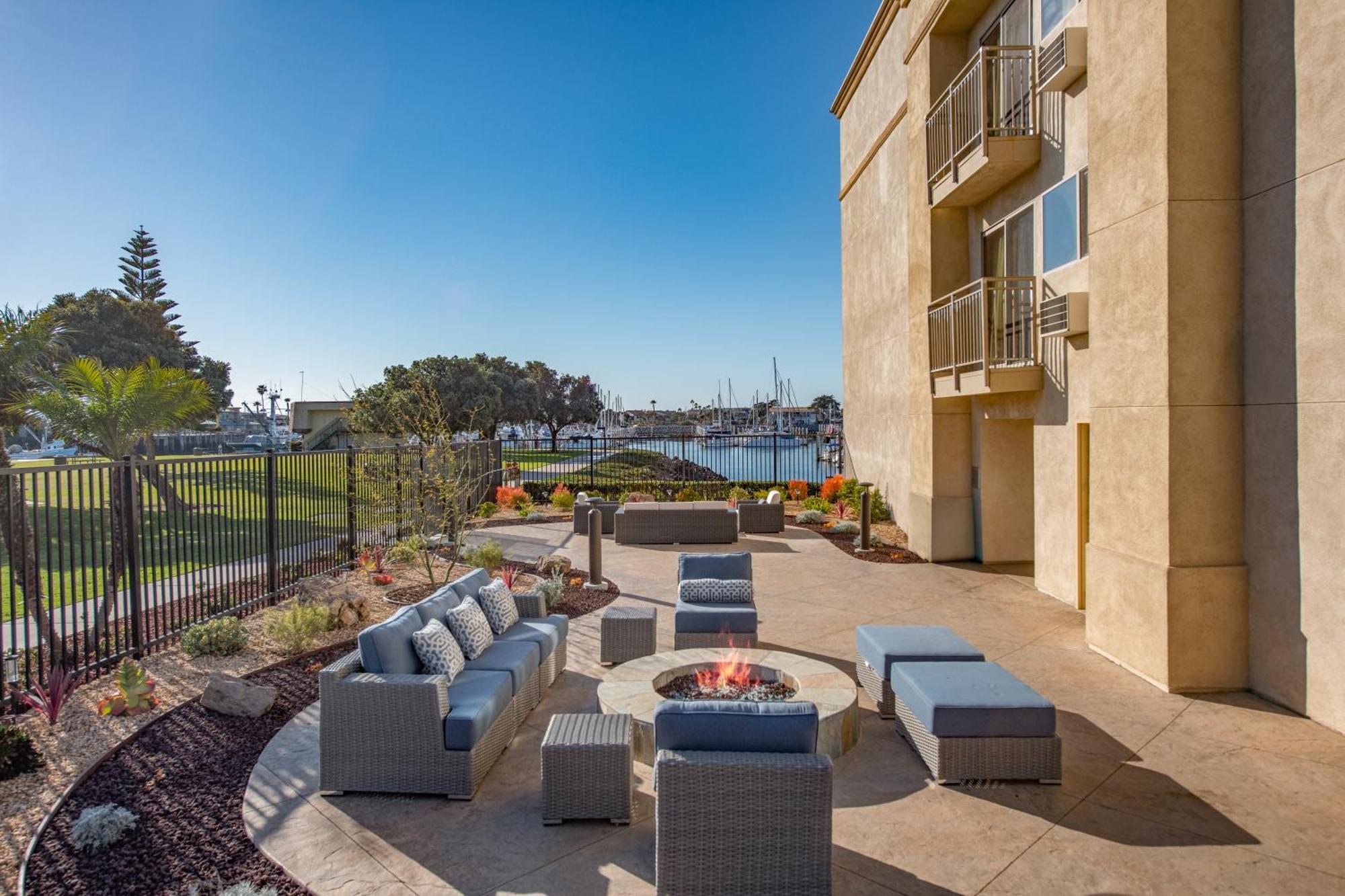 Hampton Inn Channel Islands Harbor Oxnard Exterior foto